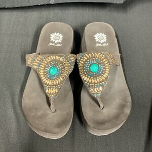 Yellow Box Leather Jovanna Wedge Rhinestone Sandals in Brown Size 8.5 EUC